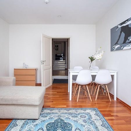 Old Town 2-Bathroom Apartment With Sauna تالين المظهر الخارجي الصورة